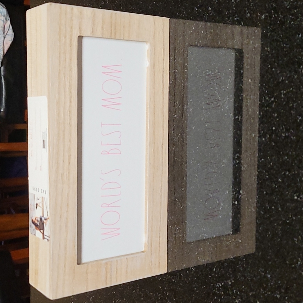 Rae Dunn Mom Sign